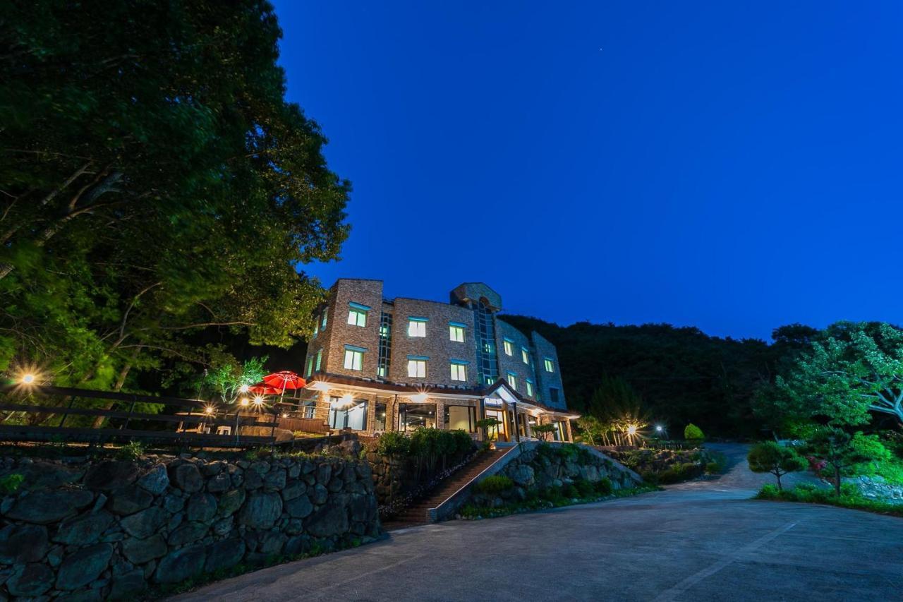 Hooni Guest House & Motel Gurye Ngoại thất bức ảnh